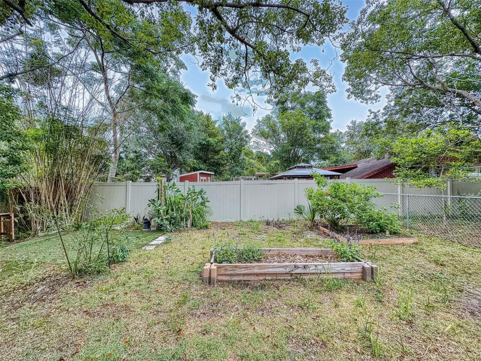 111 VALENCIA DR, EDGEWATER, FL, 32132