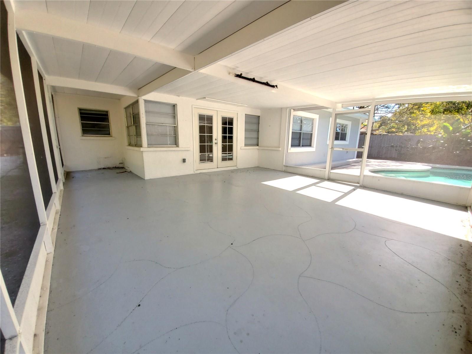 5015 EASTCHESTER DR, SARASOTA, FL, 34234