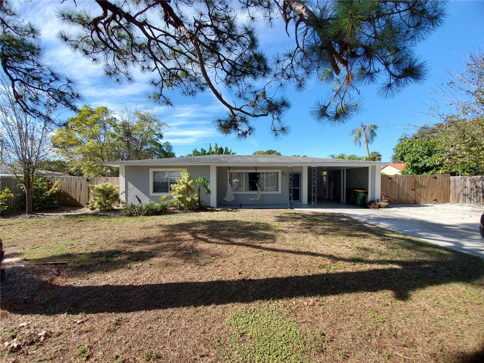 5015 EASTCHESTER DR, SARASOTA, FL, 34234