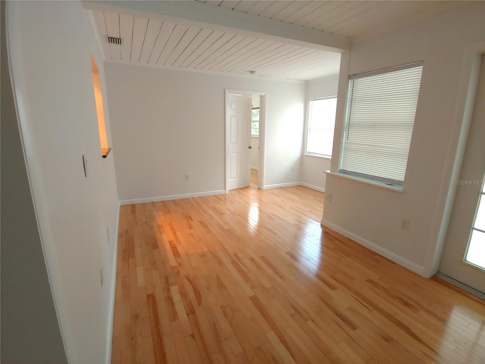5015 EASTCHESTER DR, SARASOTA, FL, 34234