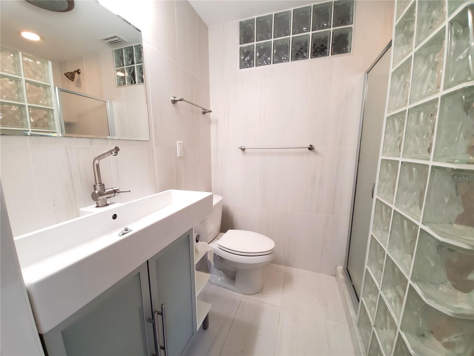 5015 EASTCHESTER DR, SARASOTA, FL, 34234