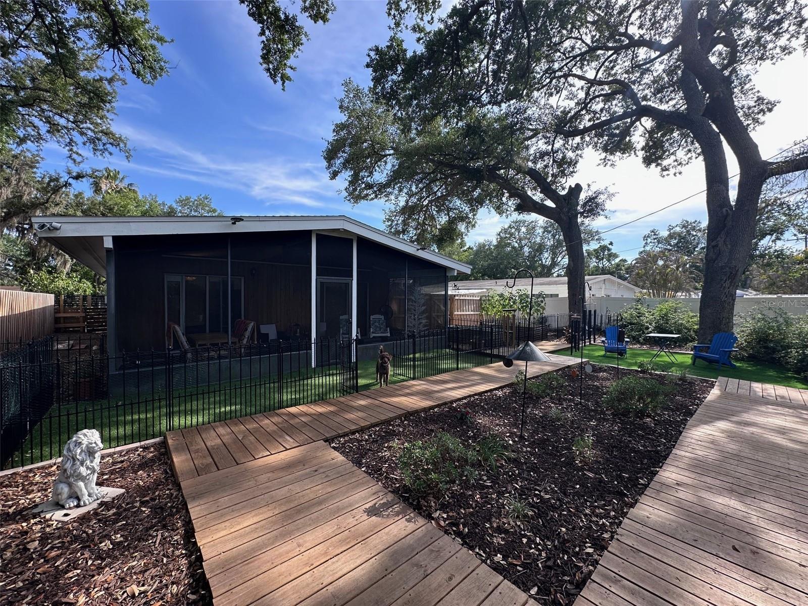8018 N OLA AVE, TAMPA, FL, 33604