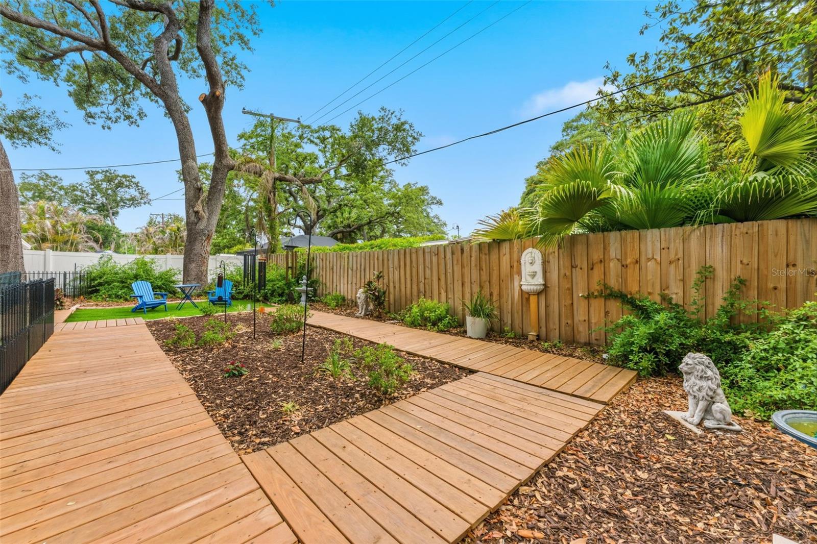 8018 N OLA AVE, TAMPA, FL, 33604