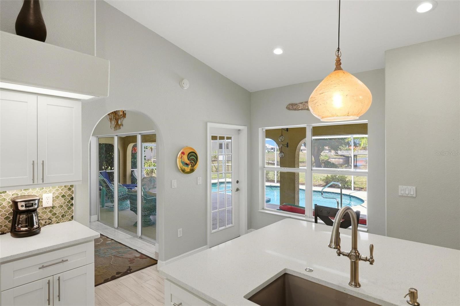 894 BOUNDARY BLVD, ROTONDA WEST, FL, 33947