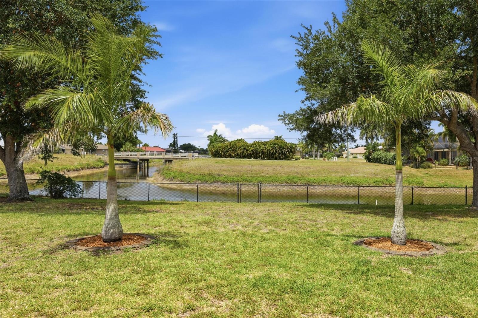 894 BOUNDARY BLVD, ROTONDA WEST, FL, 33947