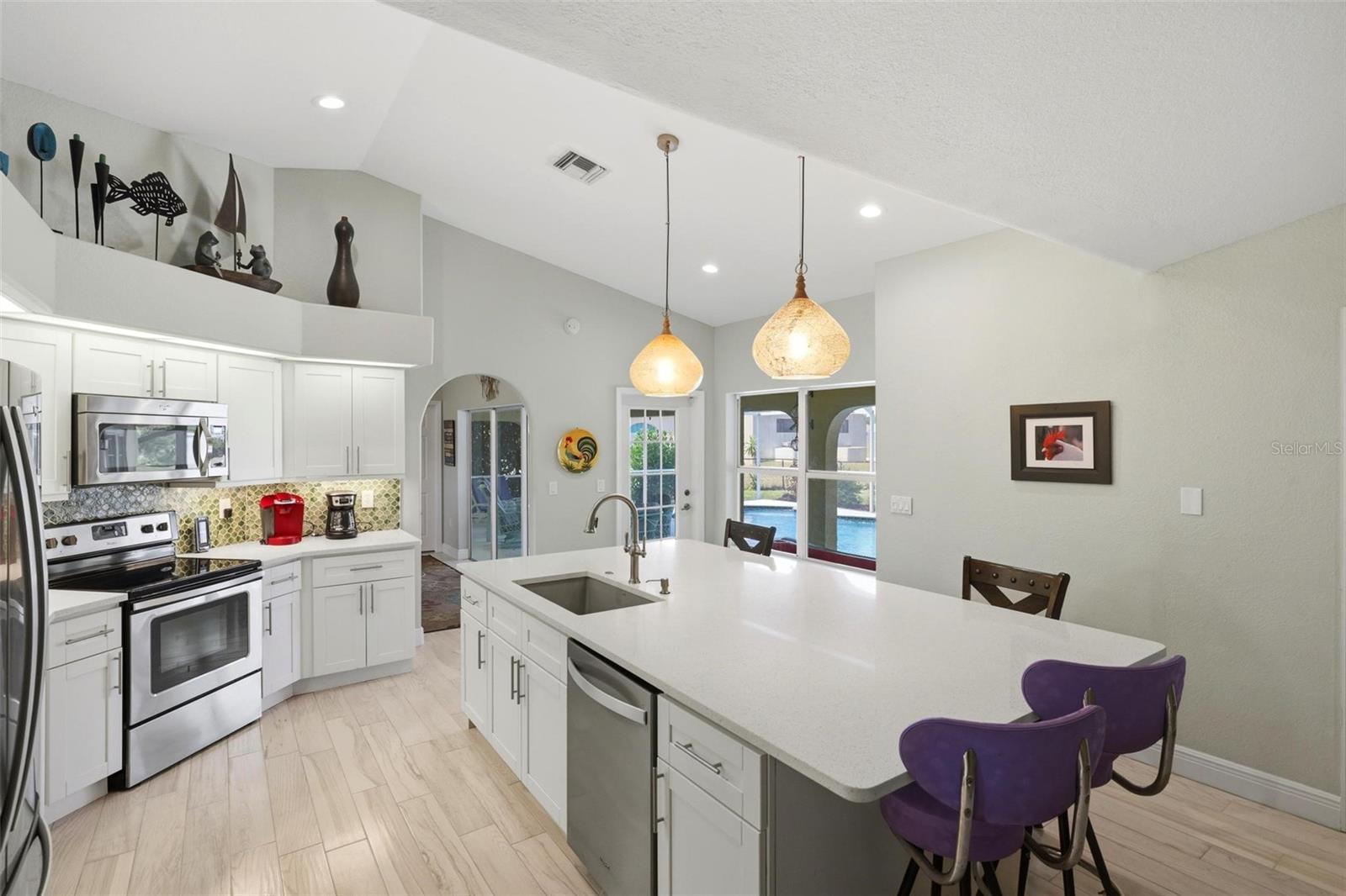 894 BOUNDARY BLVD, ROTONDA WEST, FL, 33947