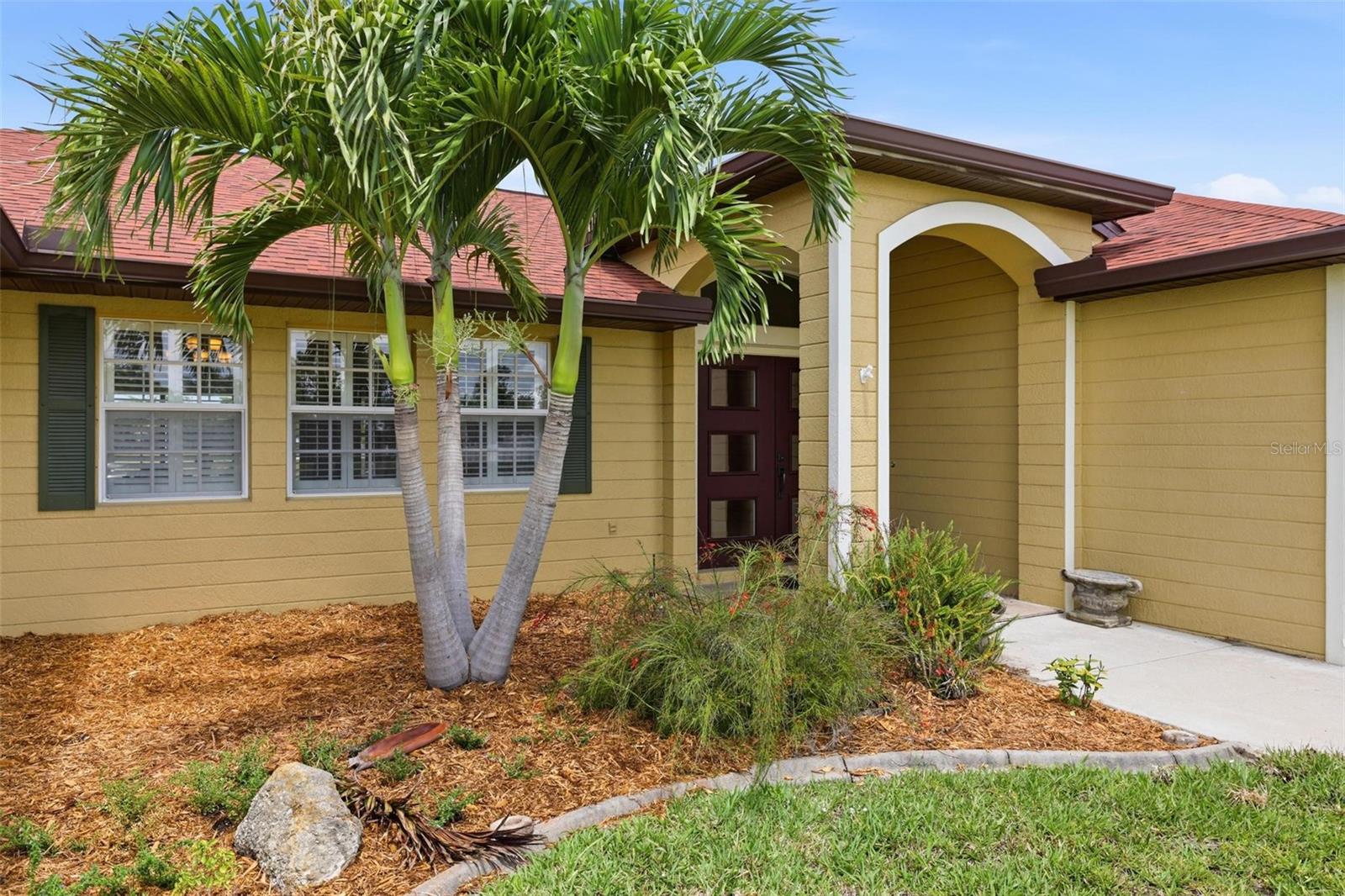 894 BOUNDARY BLVD, ROTONDA WEST, FL, 33947