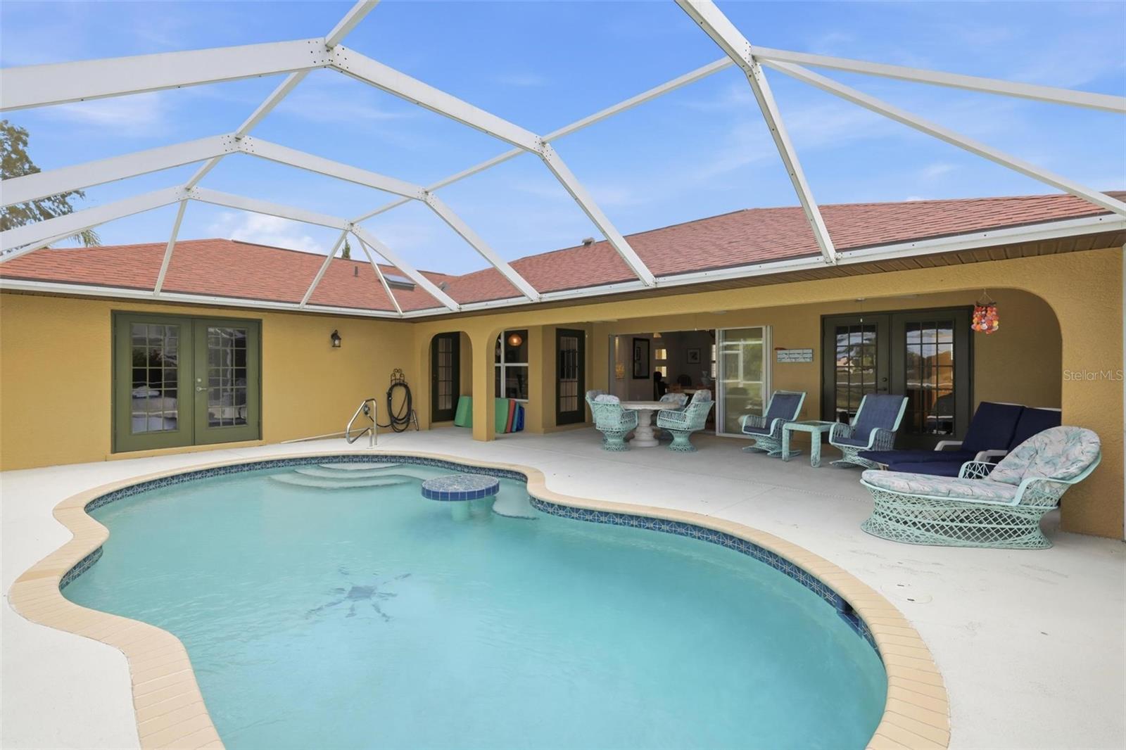894 BOUNDARY BLVD, ROTONDA WEST, FL, 33947
