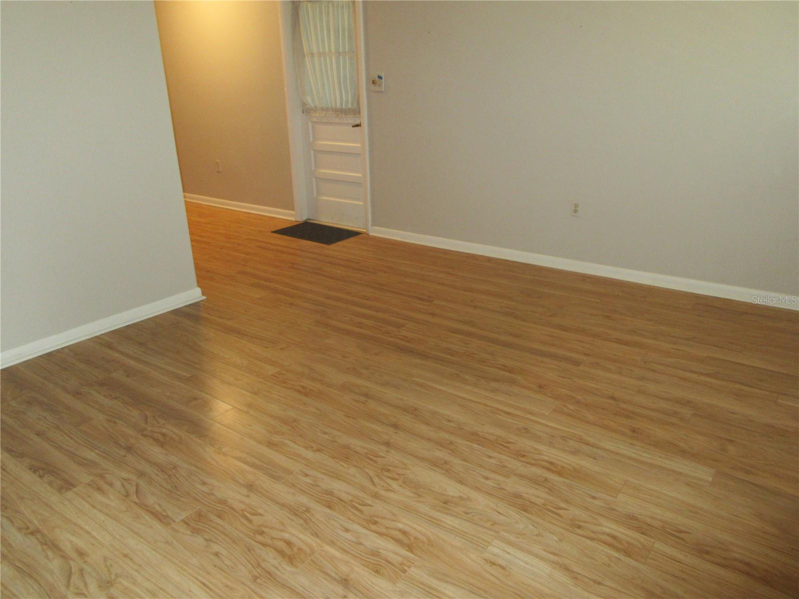 902 N CRYSTAL TER, PLANT CITY, FL, 33563