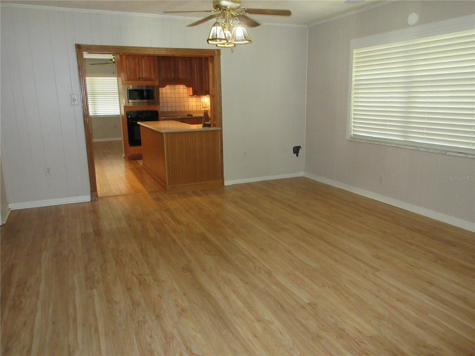 902 N CRYSTAL TER, PLANT CITY, FL, 33563