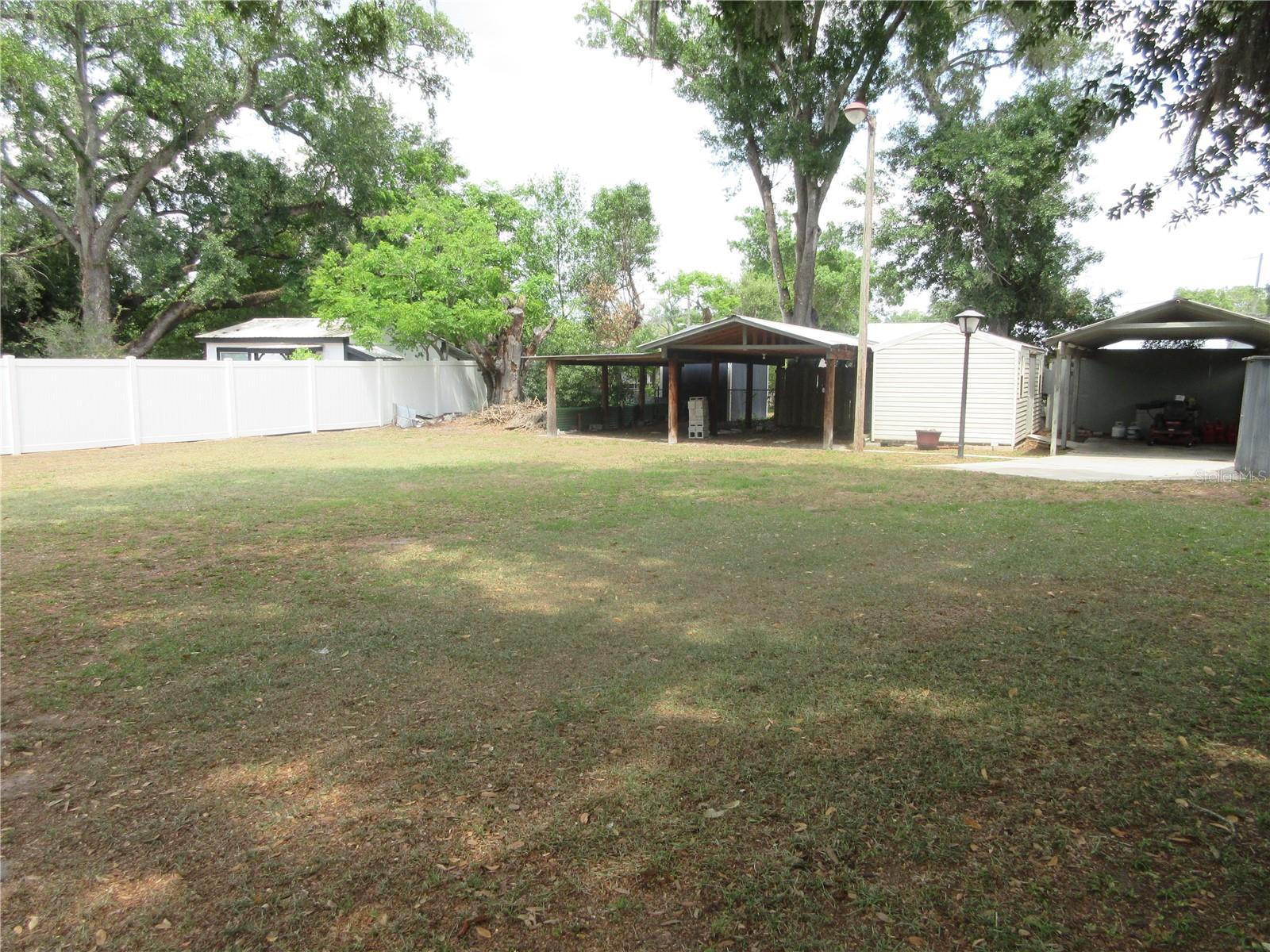 902 N CRYSTAL TER, PLANT CITY, FL, 33563