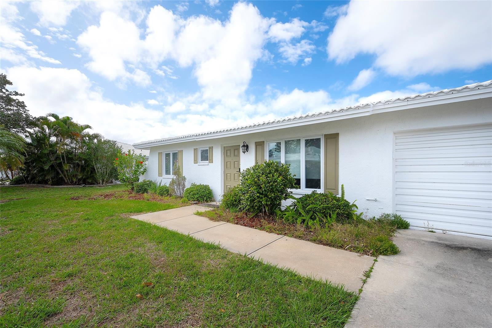 3810 JOYCE DR, BRADENTON, FL, 34208