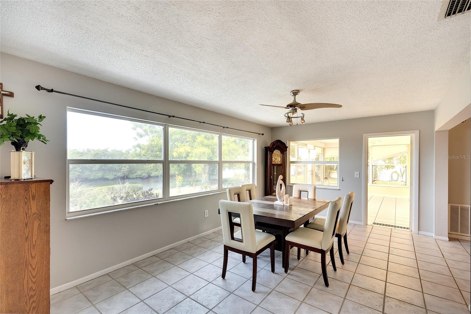 3810 JOYCE DR, BRADENTON, FL, 34208