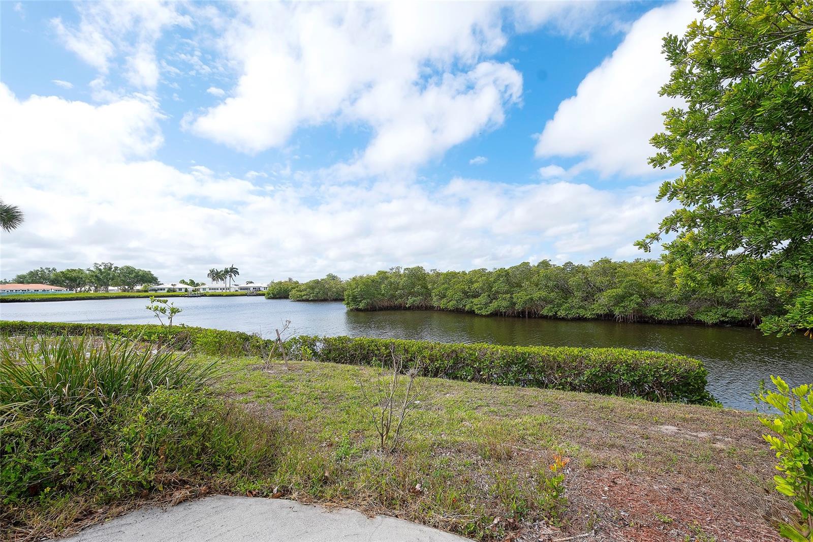 3810 JOYCE DR, BRADENTON, FL, 34208