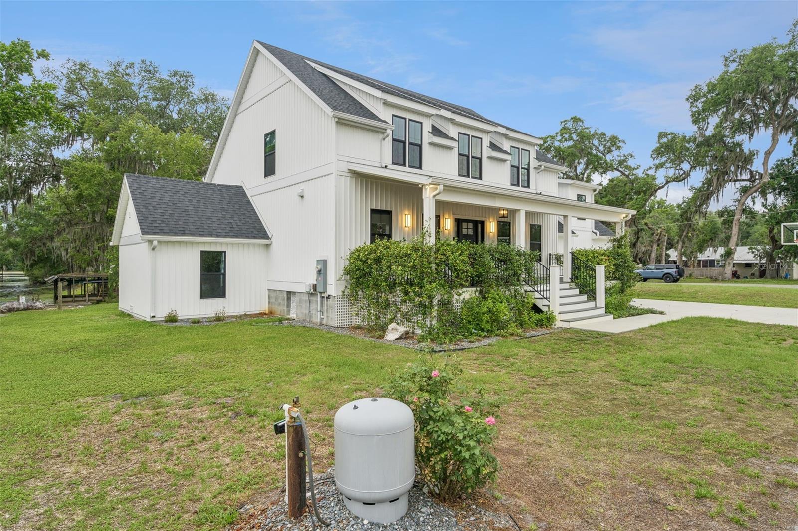 4777 CR 306A, LAKE PANASOFFKEE, FL, 33538
