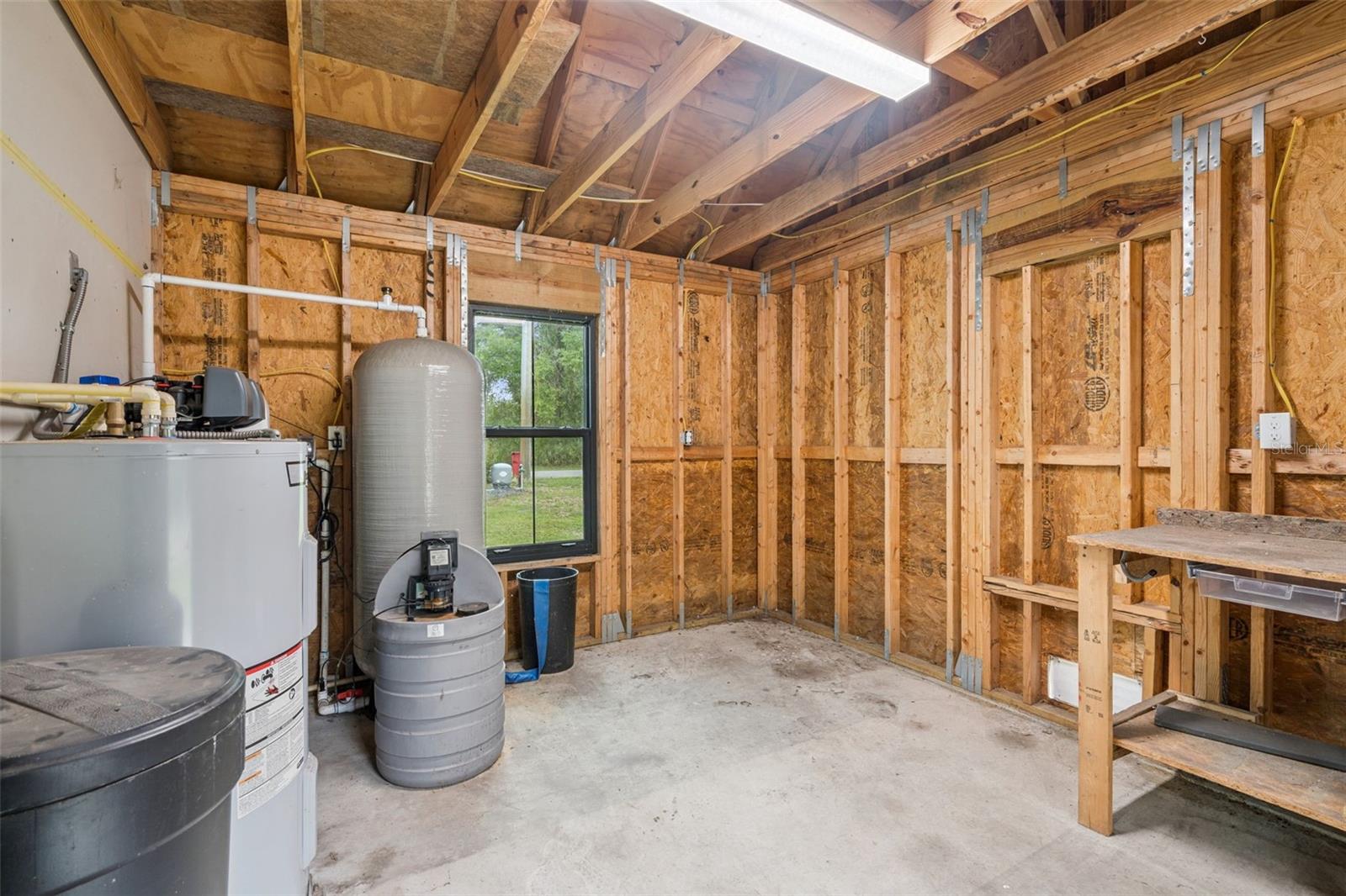 4777 CR 306A, LAKE PANASOFFKEE, FL, 33538