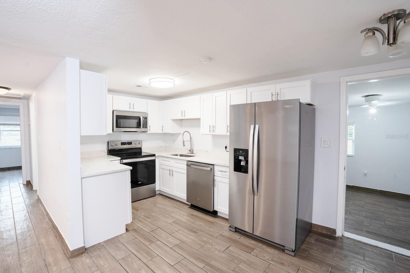 503 MOORE AVE, SEFFNER, FL, 33584