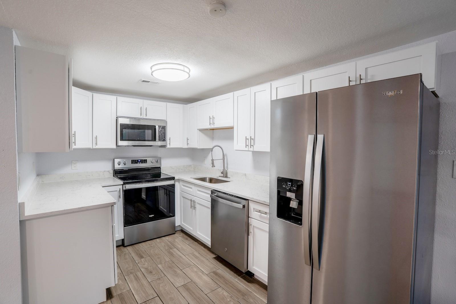 503 MOORE AVE, SEFFNER, FL, 33584