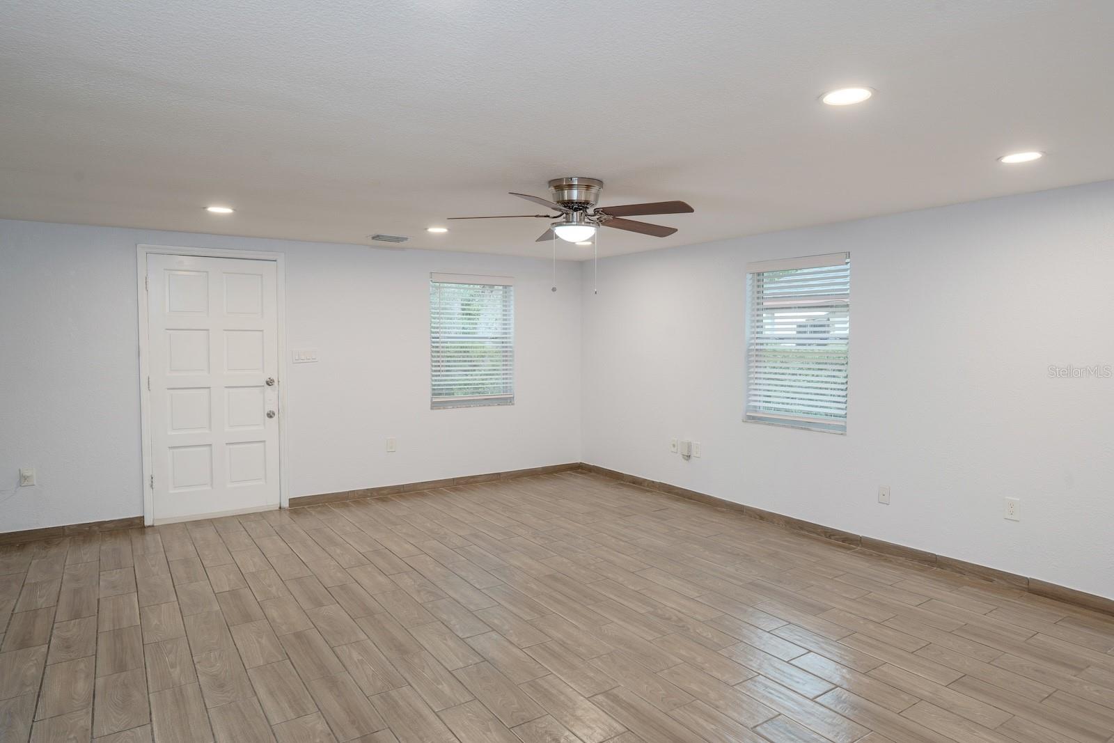 503 MOORE AVE, SEFFNER, FL, 33584