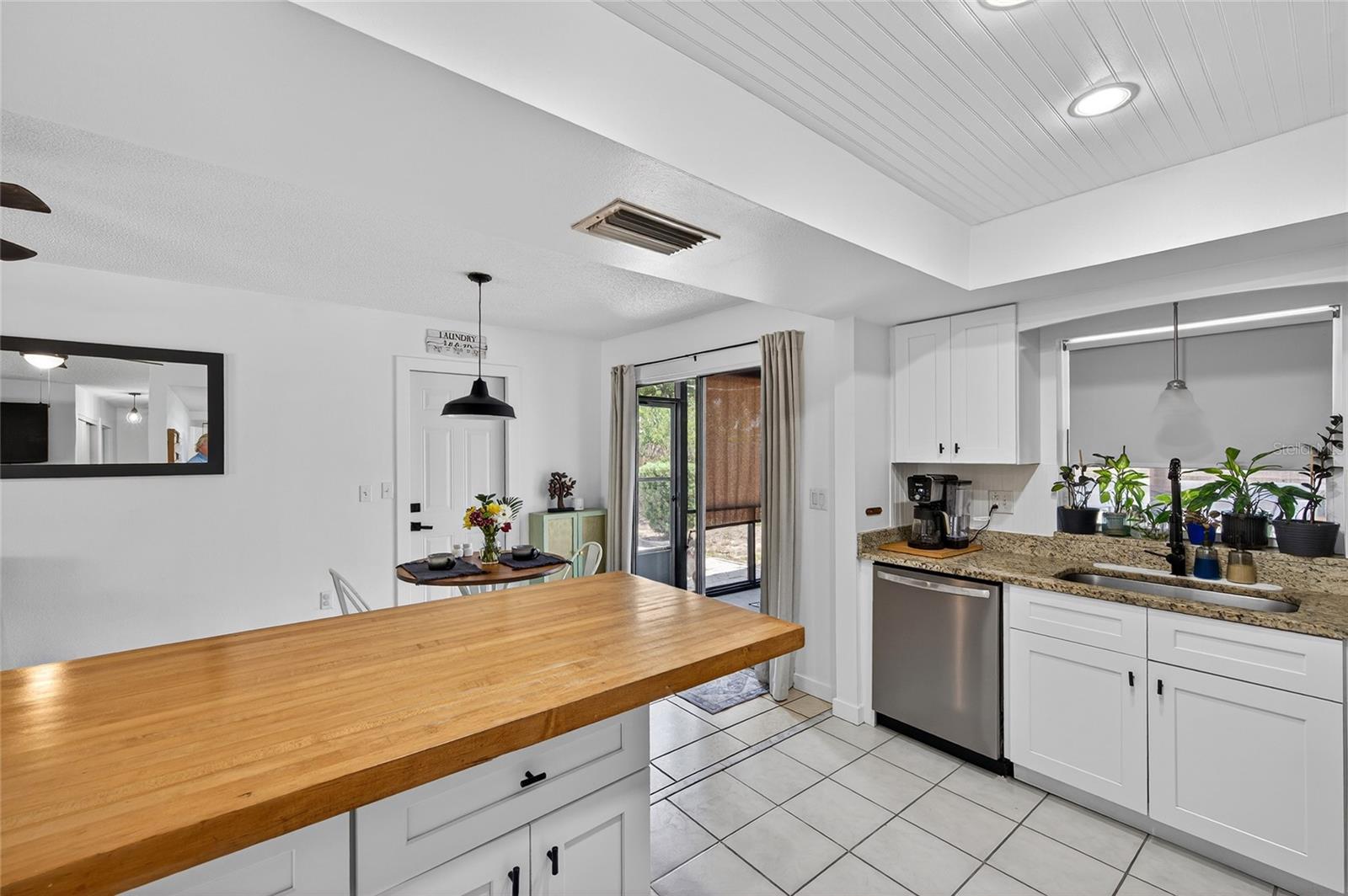 532 CENTER RD, VENICE, FL, 34285