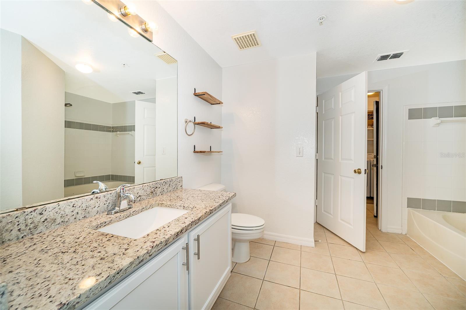 6663 QUEENS BOROUGH AVE #101, ORLANDO, FL, 32835