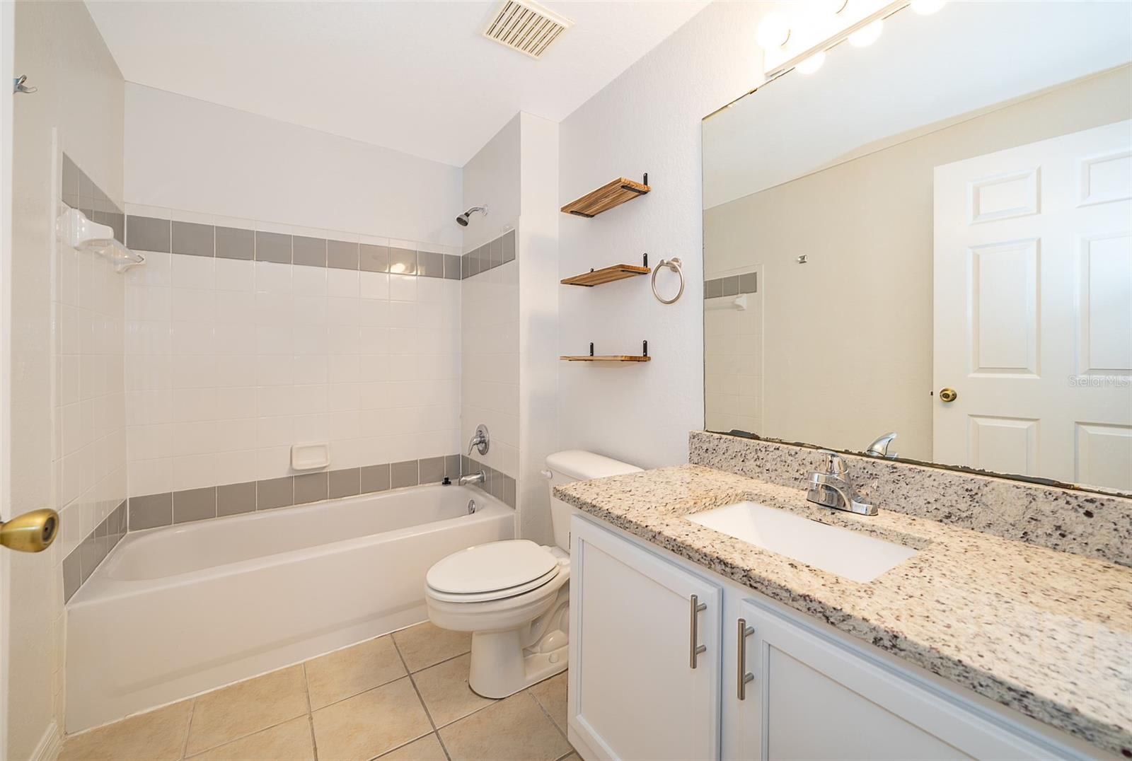 6663 QUEENS BOROUGH AVE #101, ORLANDO, FL, 32835