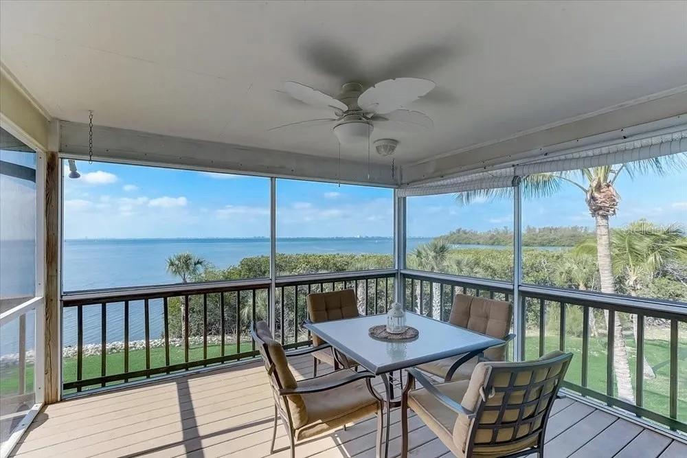 2424 BAY DR, BRADENTON, FL, 34207