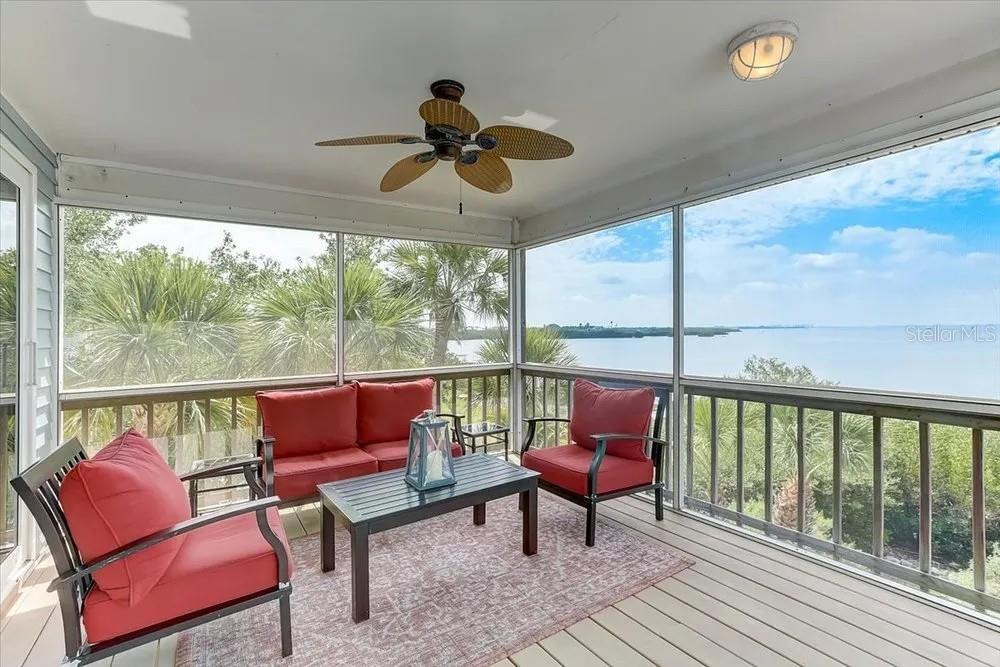 2424 BAY DR, BRADENTON, FL, 34207