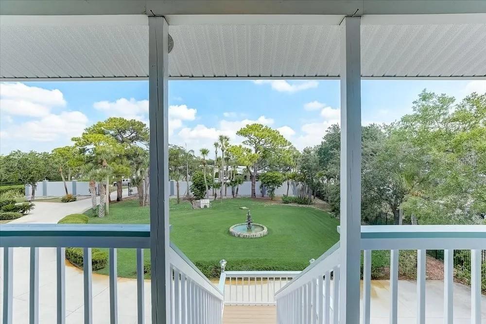 2424 BAY DR, BRADENTON, FL, 34207