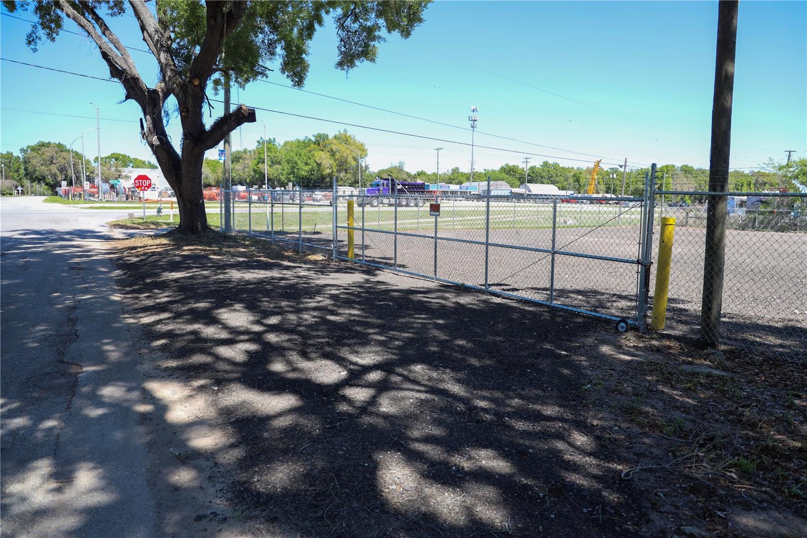 11703 N US 301 HWY, THONOTOSASSA, FL, 33592
