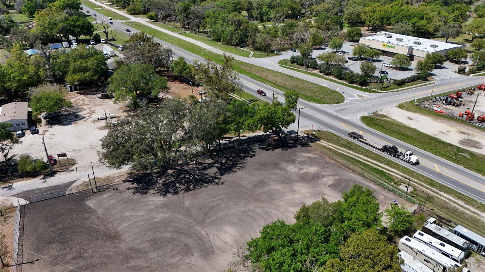 11703 N US 301 HWY, THONOTOSASSA, FL, 33592