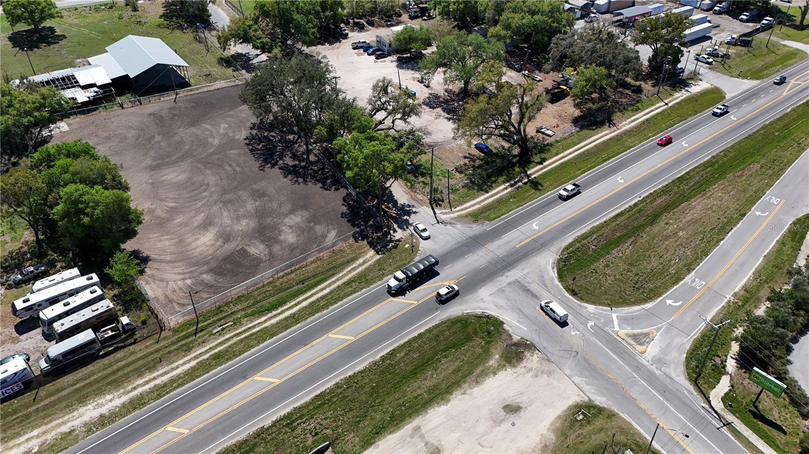 11703 N US 301 HWY, THONOTOSASSA, FL, 33592