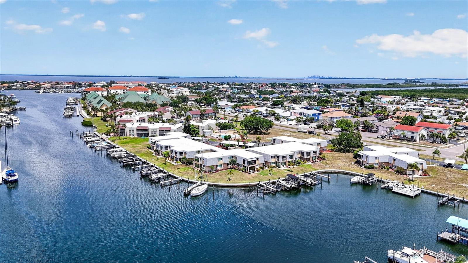 1008 APOLLO BEACH BLVD #206, APOLLO BEACH, FL, 33572