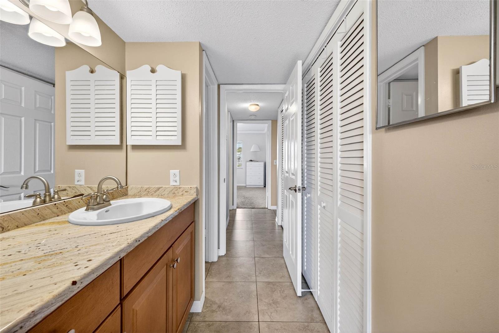 1008 APOLLO BEACH BLVD #206, APOLLO BEACH, FL, 33572