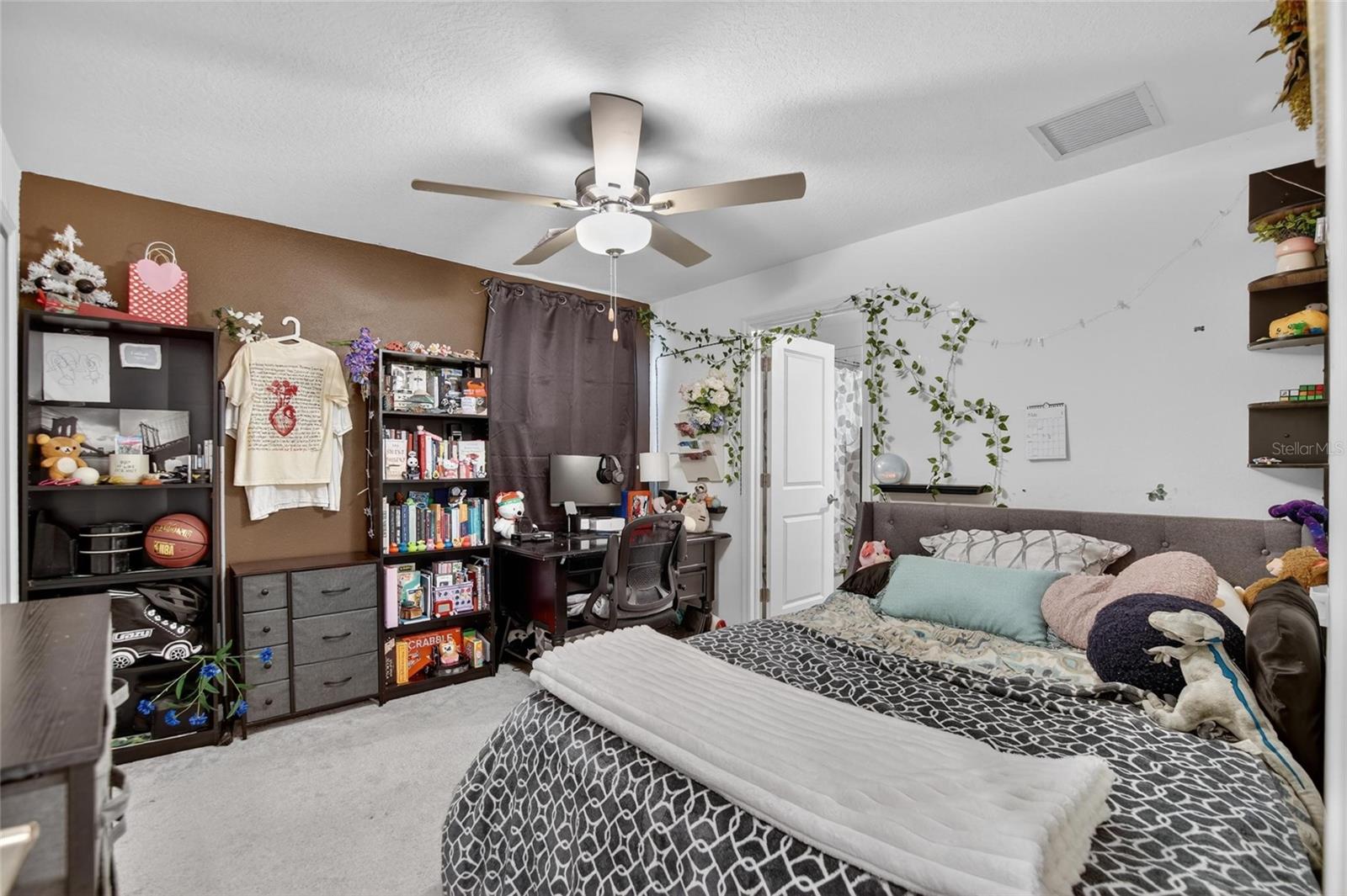 7050 RIPPLE POND LOOP, ZEPHYRHILLS, FL, 33541