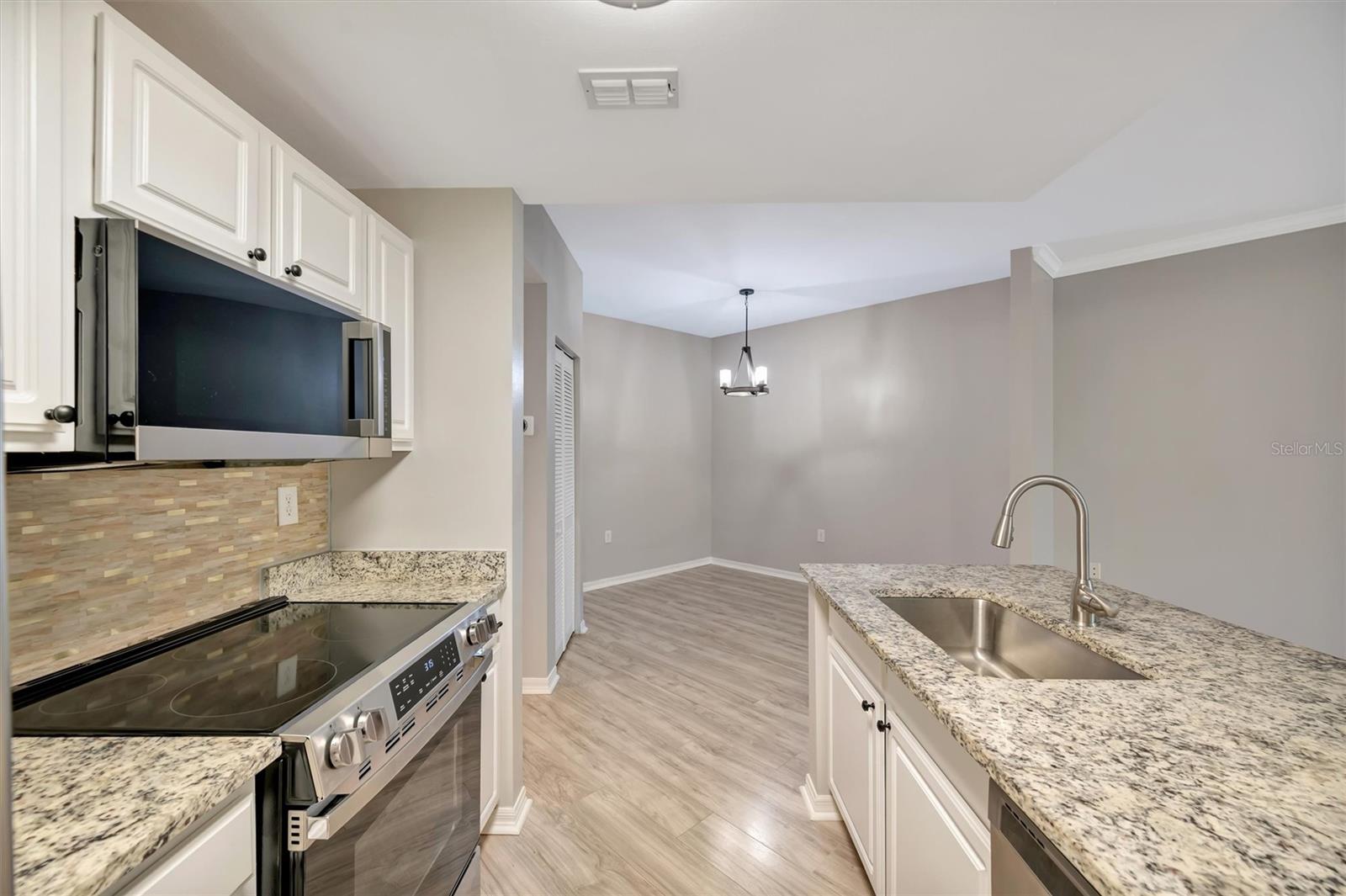 5552 BENTGRASS DR #7-110, SARASOTA, FL, 34235