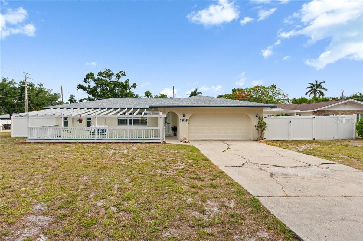 7816 3RD AVE W, BRADENTON, FL, 34209