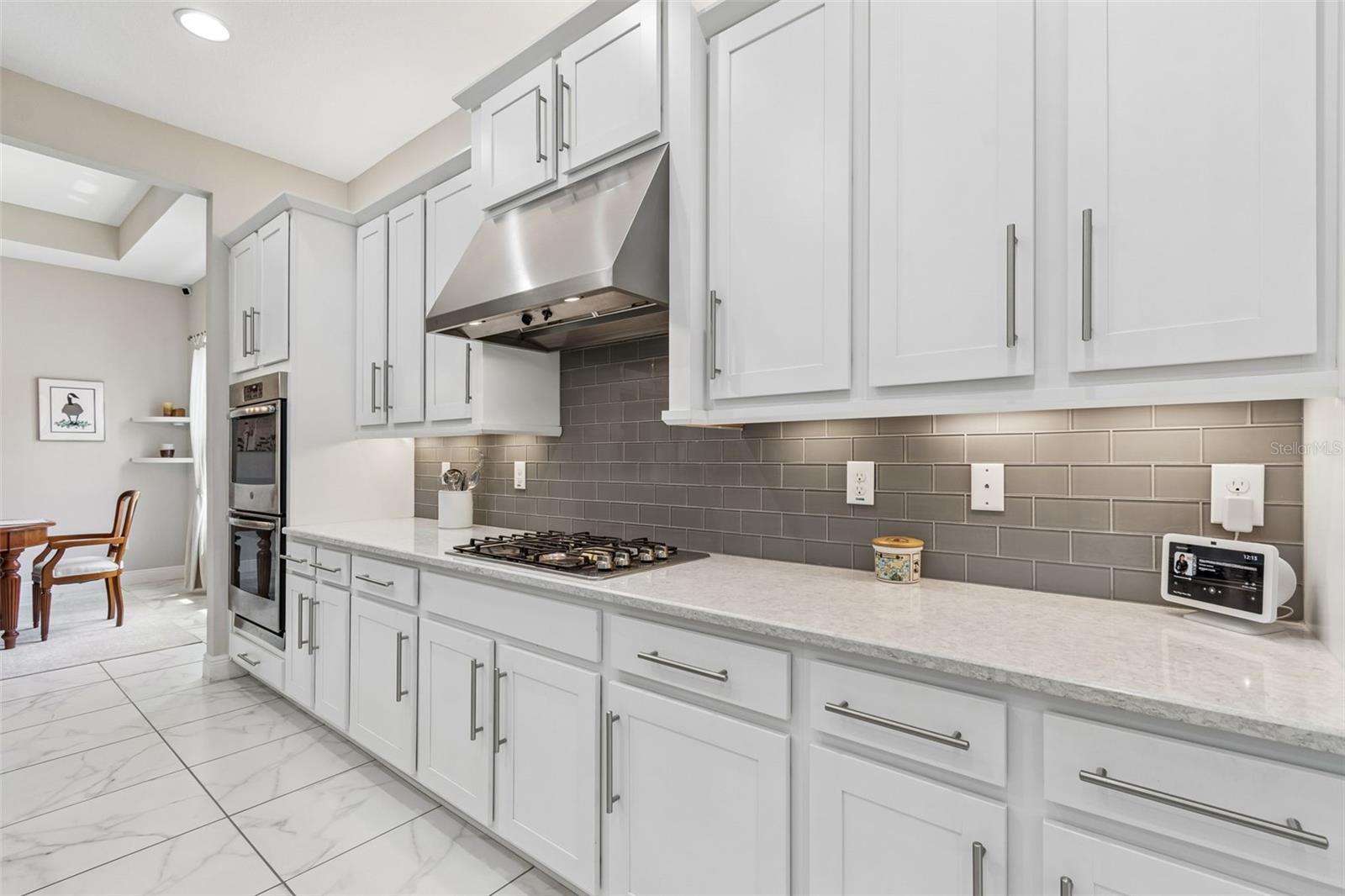 2213 HOLLOW FOREST CT, WESLEY CHAPEL, FL, 33543