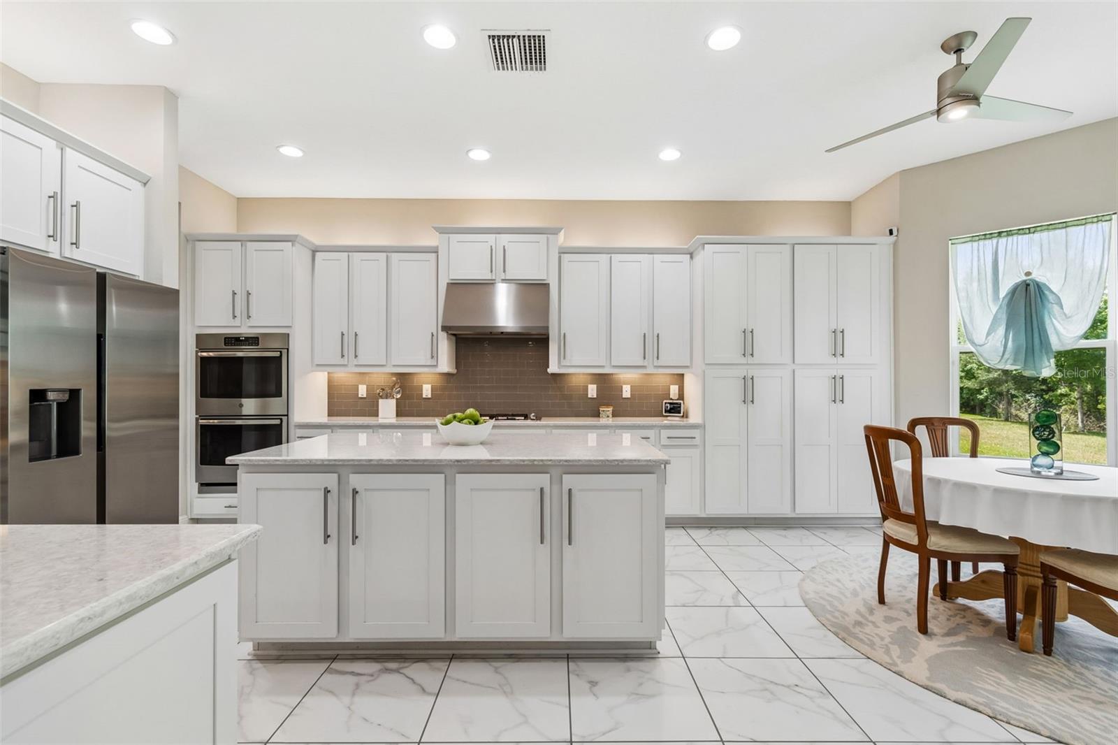 2213 HOLLOW FOREST CT, WESLEY CHAPEL, FL, 33543