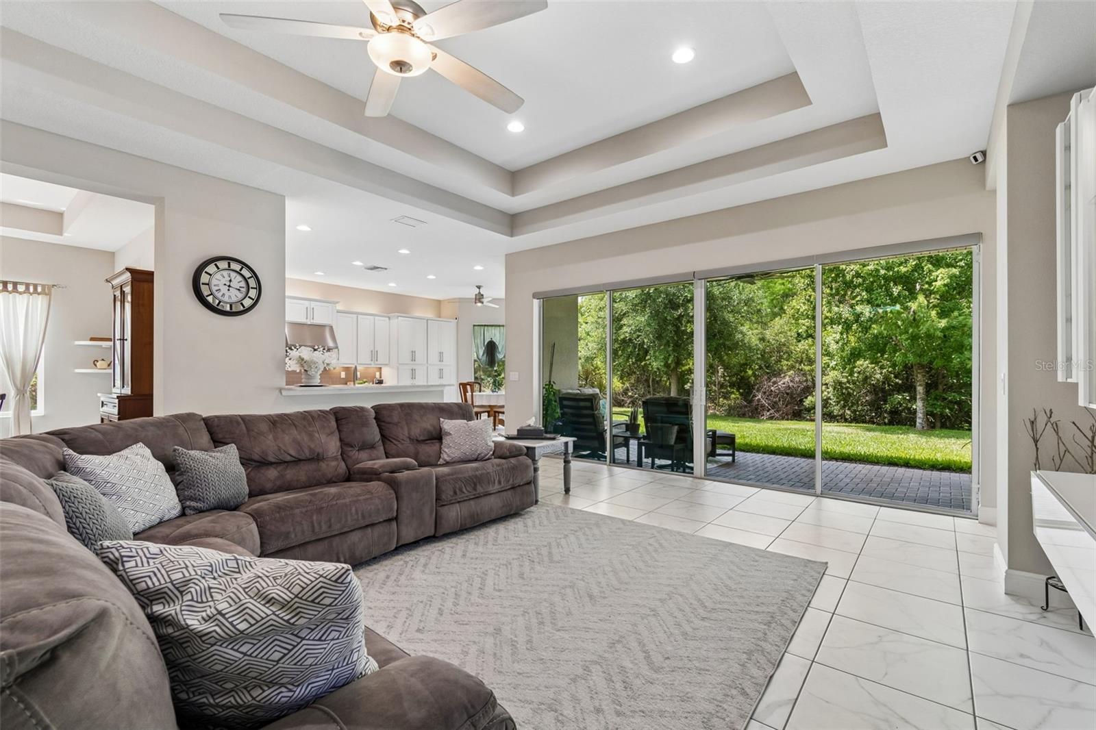 2213 HOLLOW FOREST CT, WESLEY CHAPEL, FL, 33543