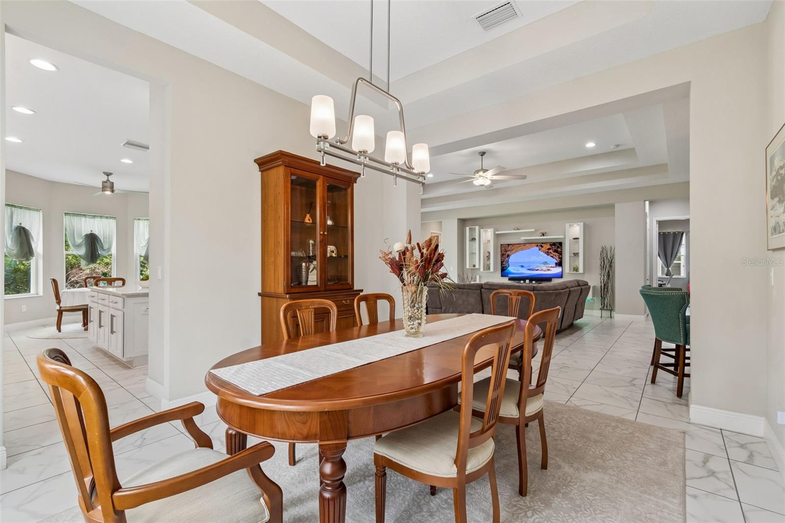 2213 HOLLOW FOREST CT, WESLEY CHAPEL, FL, 33543