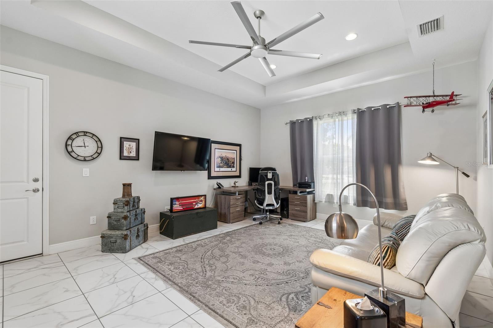 2213 HOLLOW FOREST CT, WESLEY CHAPEL, FL, 33543