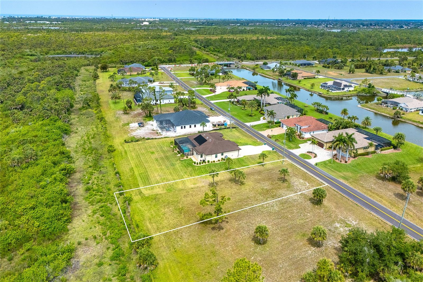 1177 BOUNDARY BLVD, ROTONDA WEST, FL, 33947