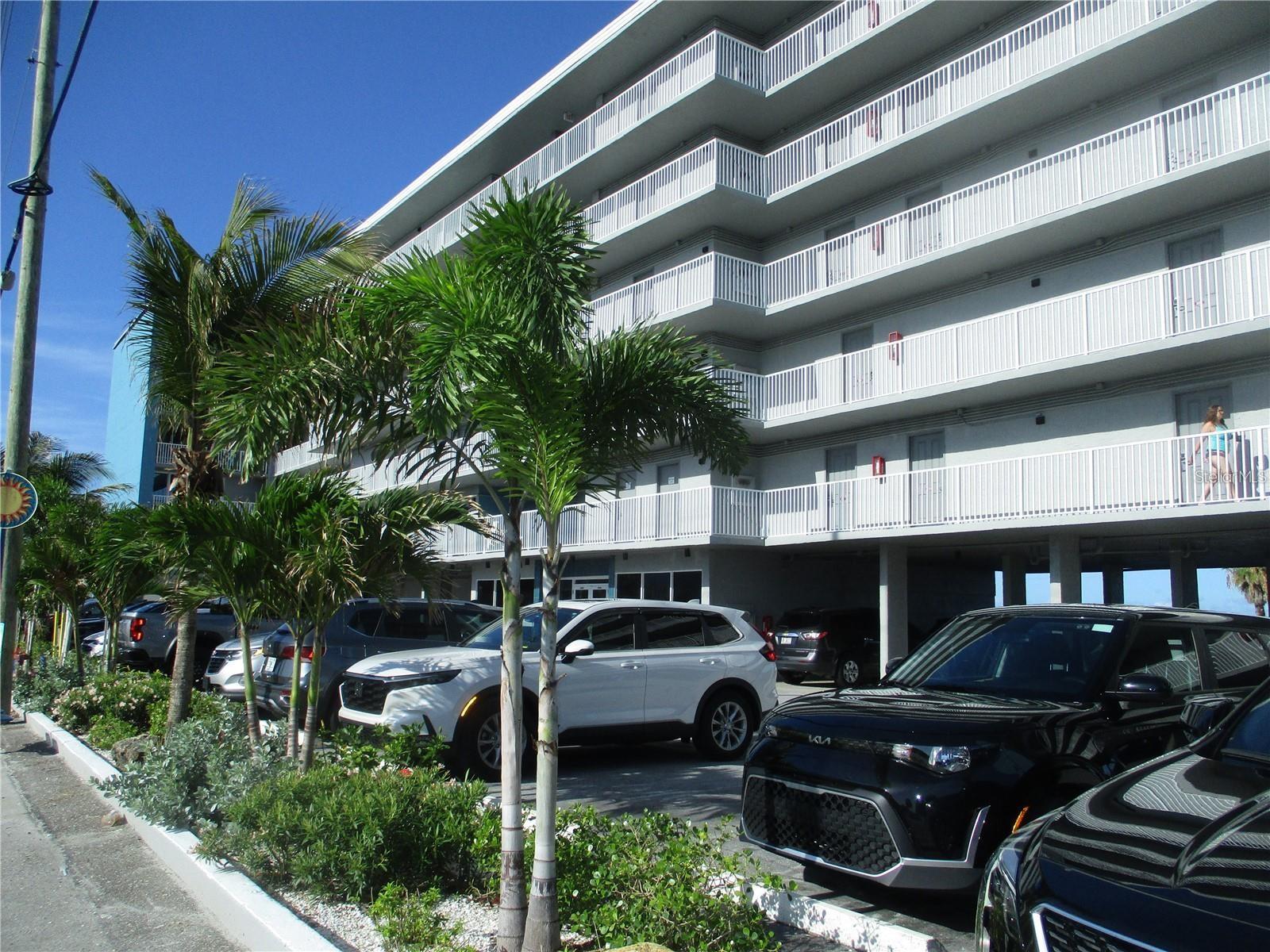 9980 GULF BLVD #409, TREASURE ISLAND, FL, 33706
