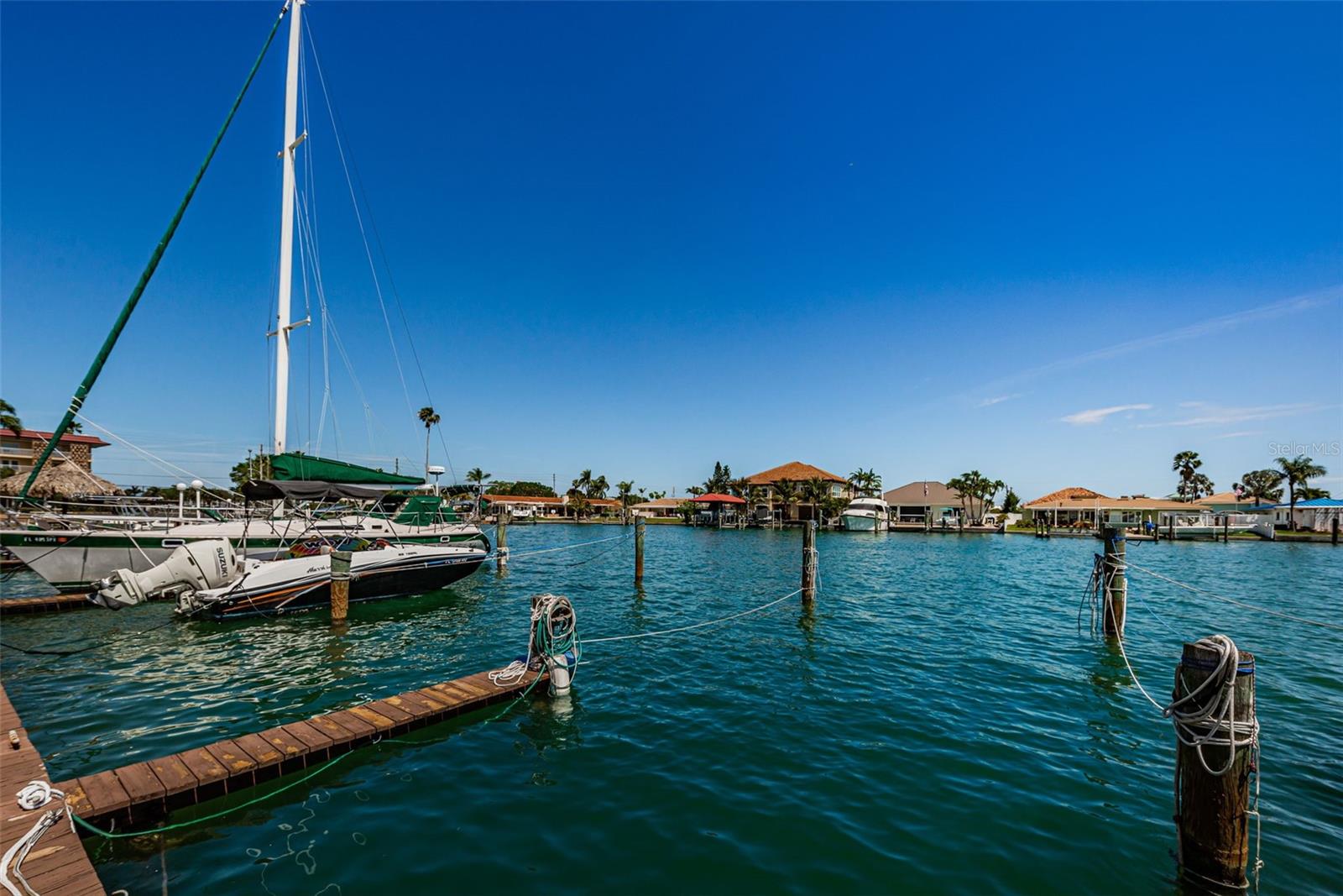51 ISLAND WAY #306, CLEARWATER BEACH, FL, 33767