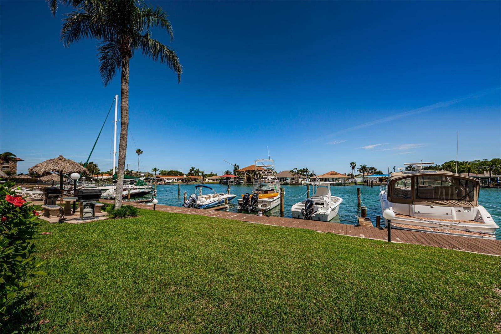 51 ISLAND WAY #306, CLEARWATER BEACH, FL, 33767