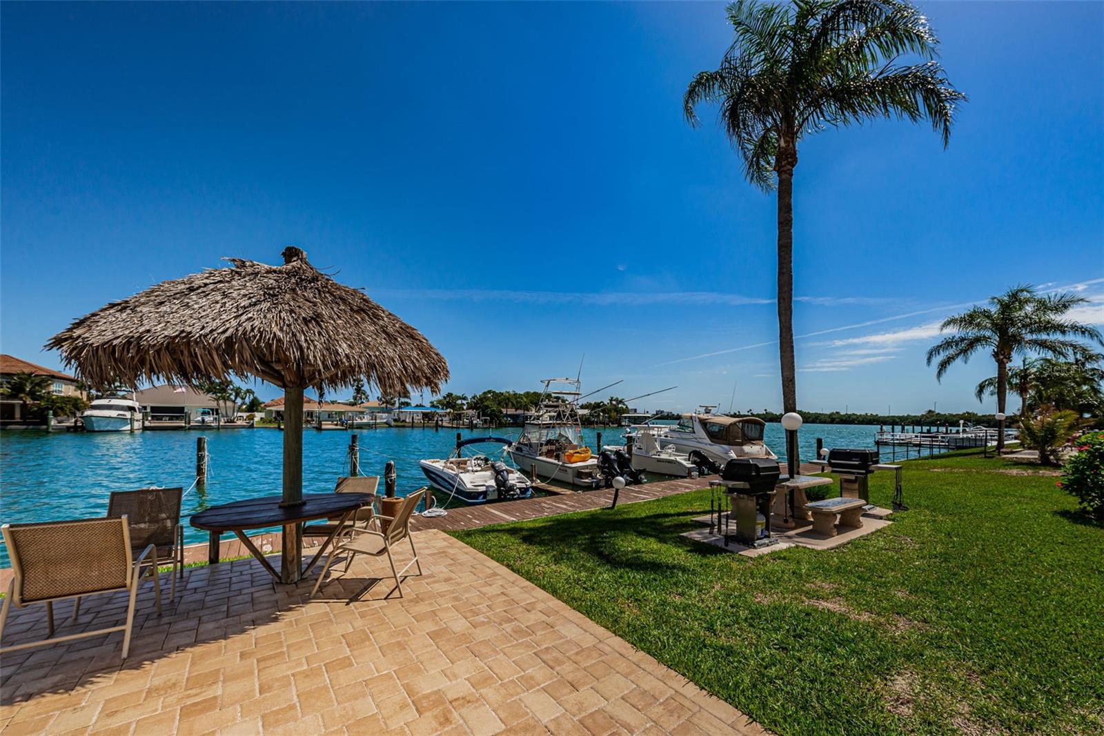 51 ISLAND WAY #306, CLEARWATER BEACH, FL, 33767