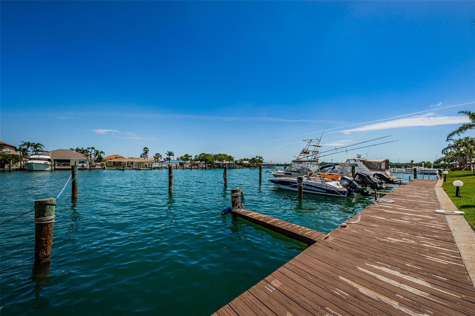 51 ISLAND WAY #306, CLEARWATER BEACH, FL, 33767