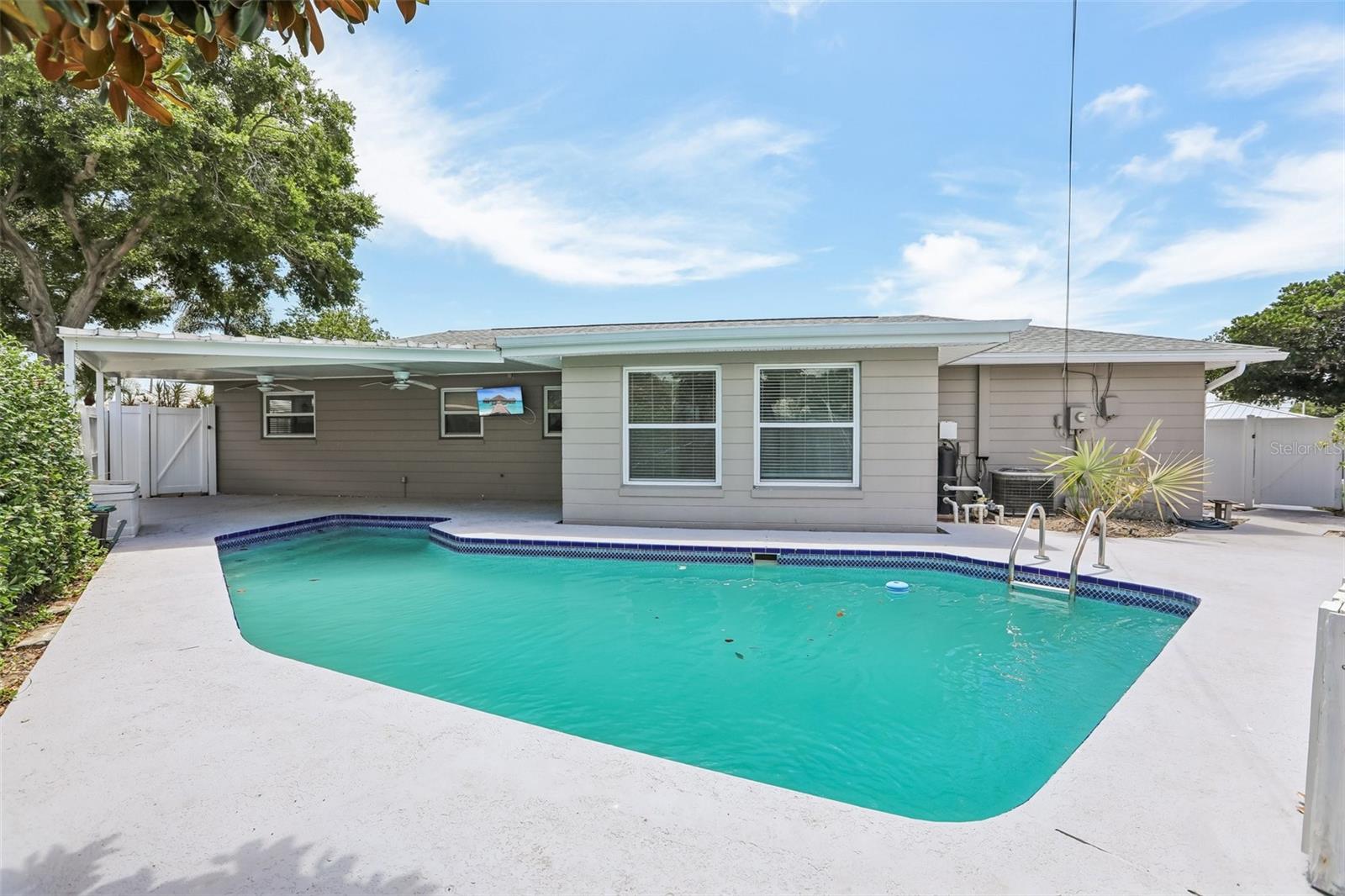 11589 64TH TER, SEMINOLE, FL, 33772