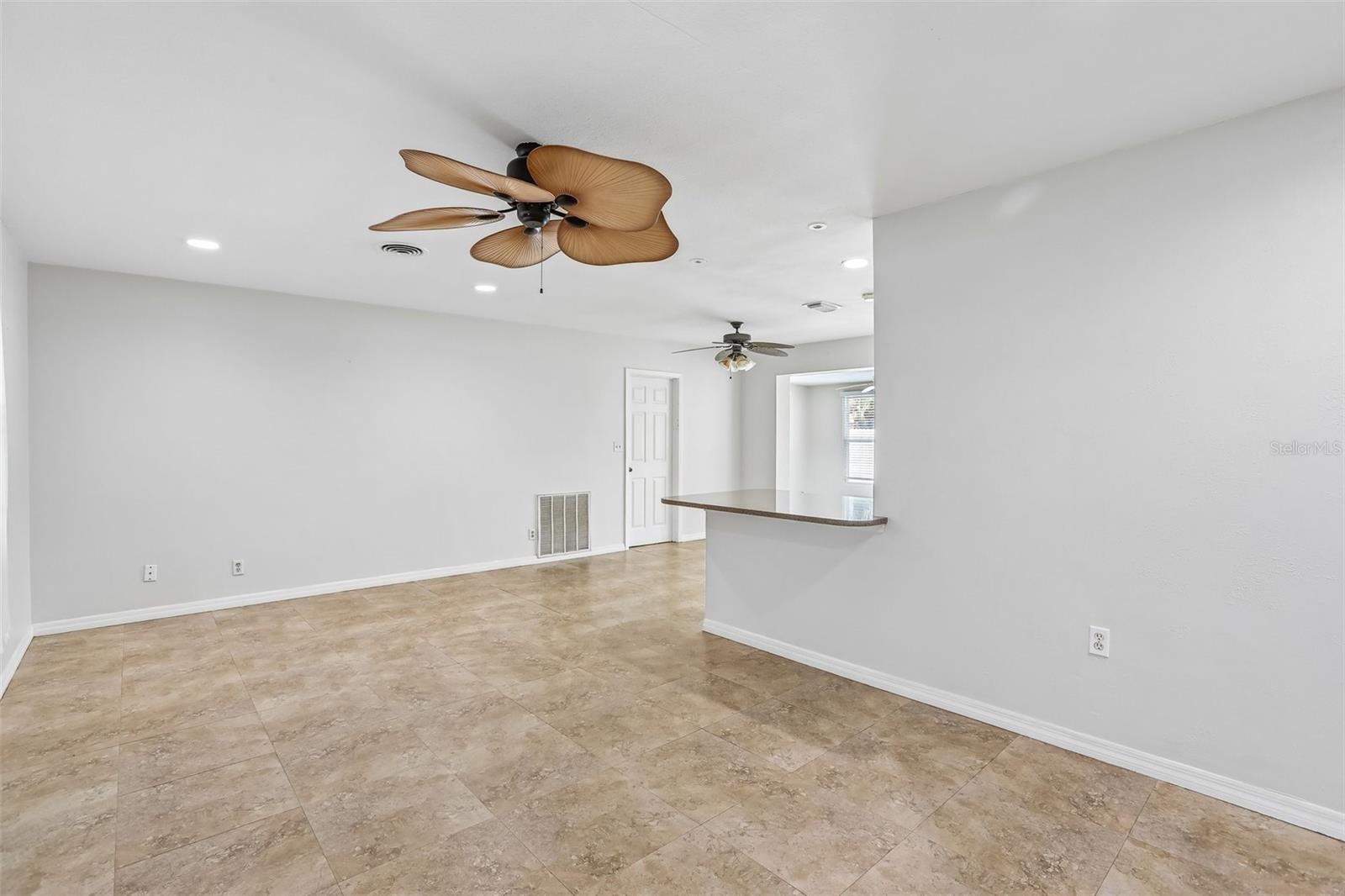 11589 64TH TER, SEMINOLE, FL, 33772